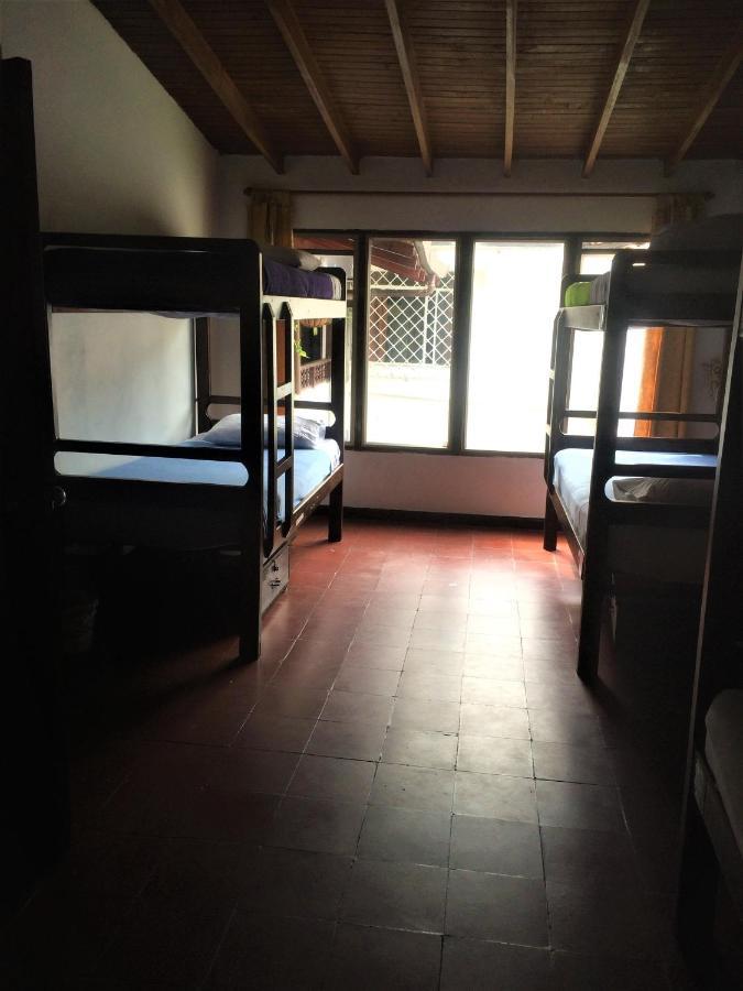 Casa Kiwi Hostel Medellin Bagian luar foto