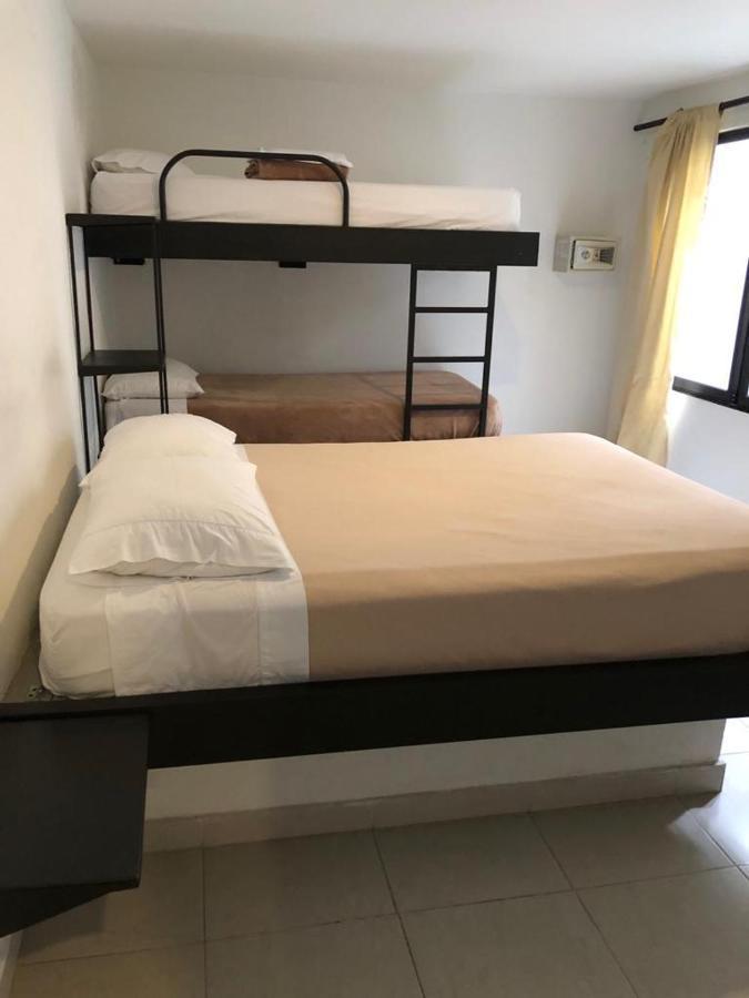 Casa Kiwi Hostel Medellin Bagian luar foto
