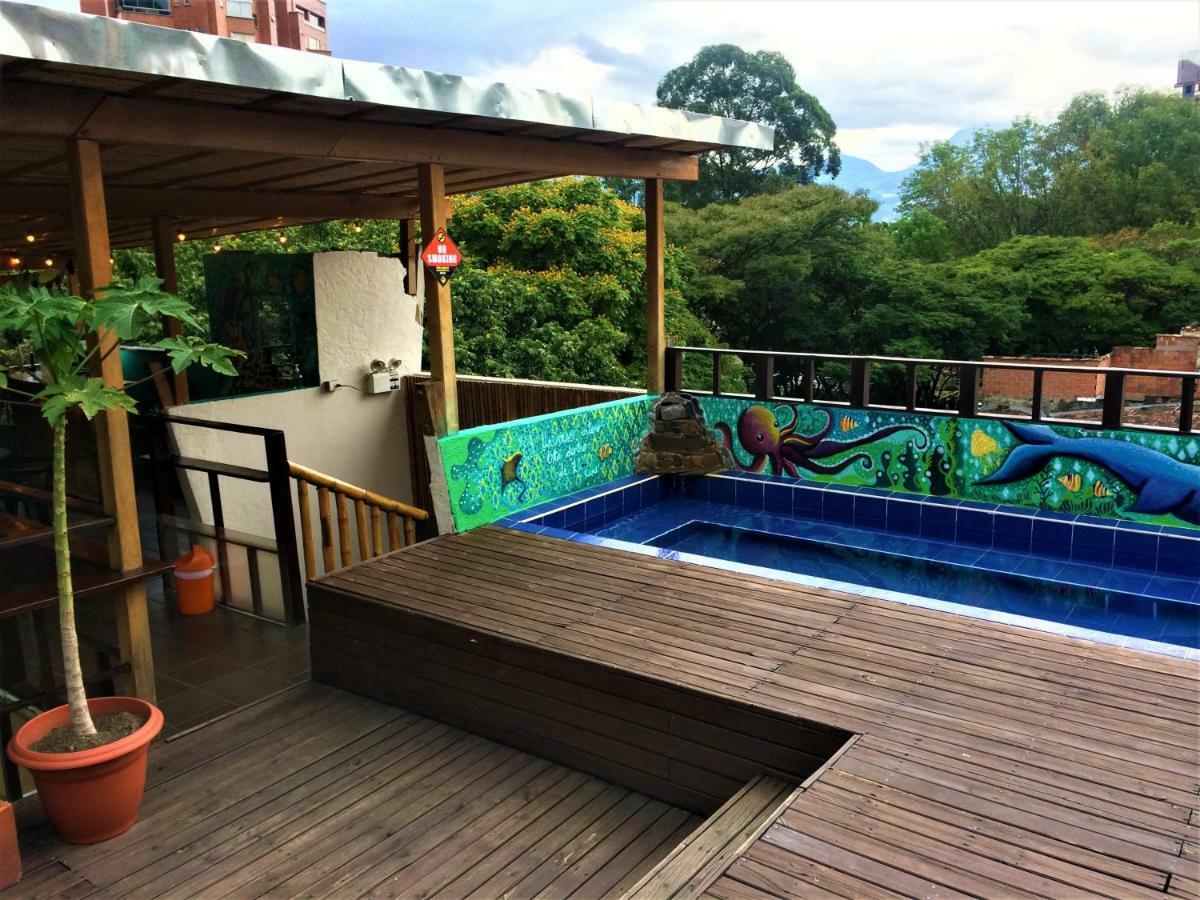 Casa Kiwi Hostel Medellin Bagian luar foto